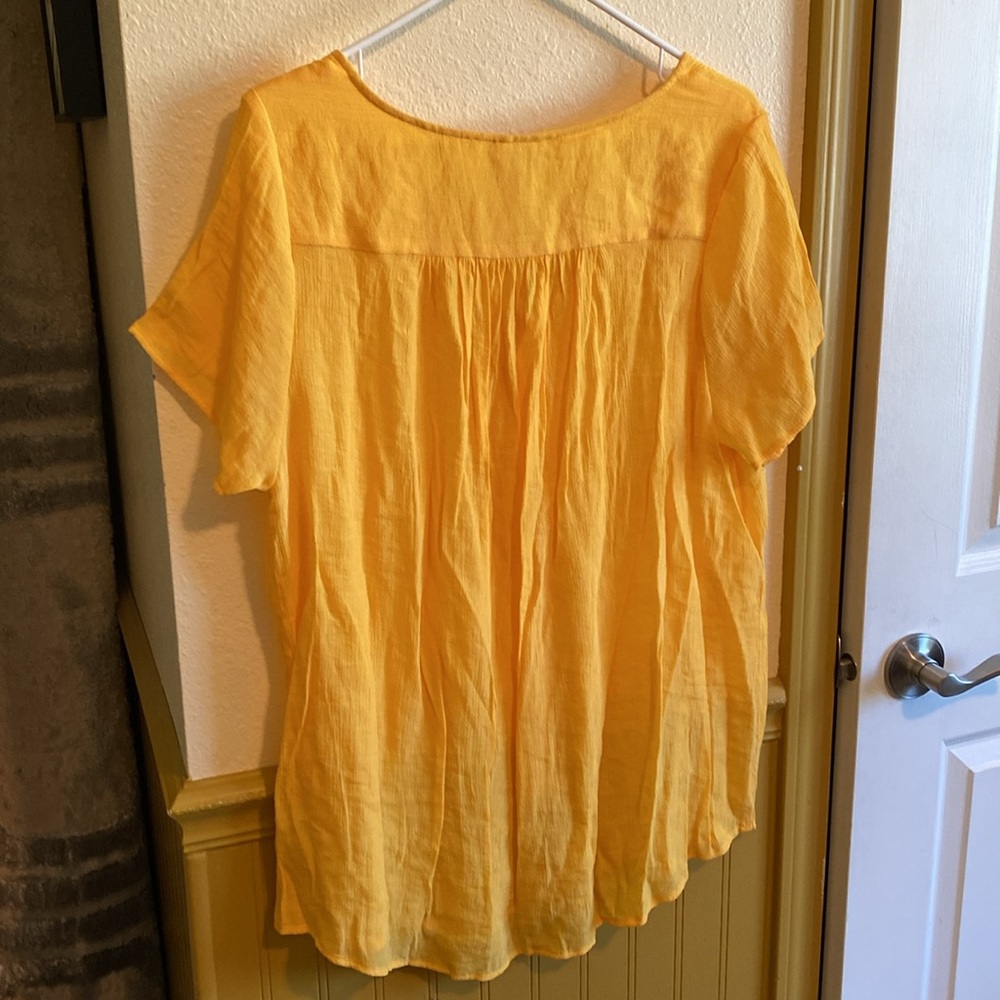 Lularoe yellow L gauze type top - Picture 2 of 6